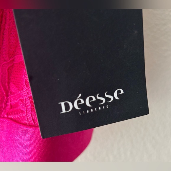 Deesse Bra- NWT - Picture 4 of 4